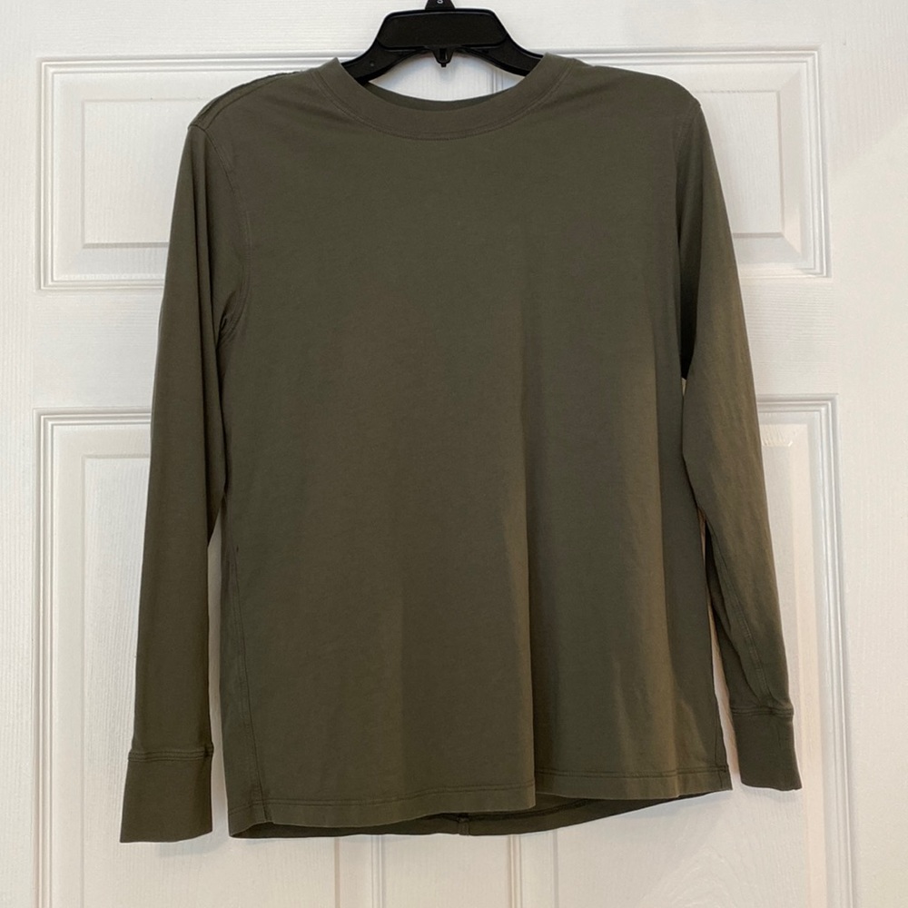 Women’s Lululemon All Yours Long Sleeve size 4